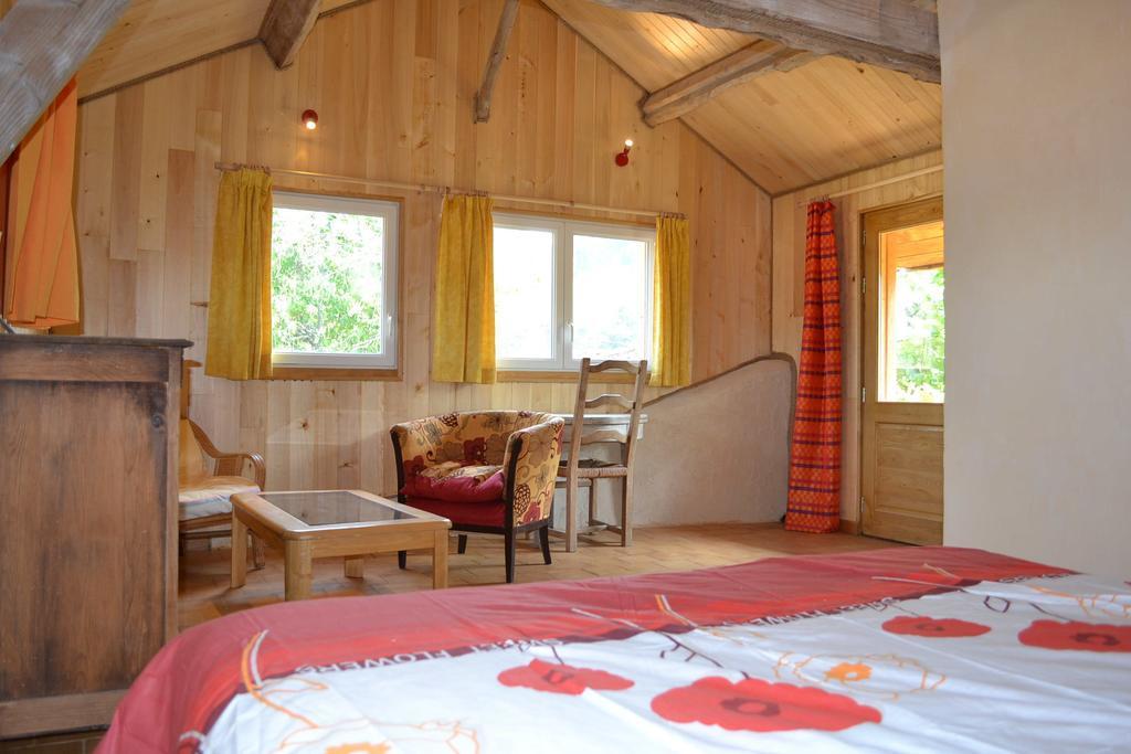 La Ferme De Cagnolle Hotel Saint-Amand-de-Belvès Exterior foto